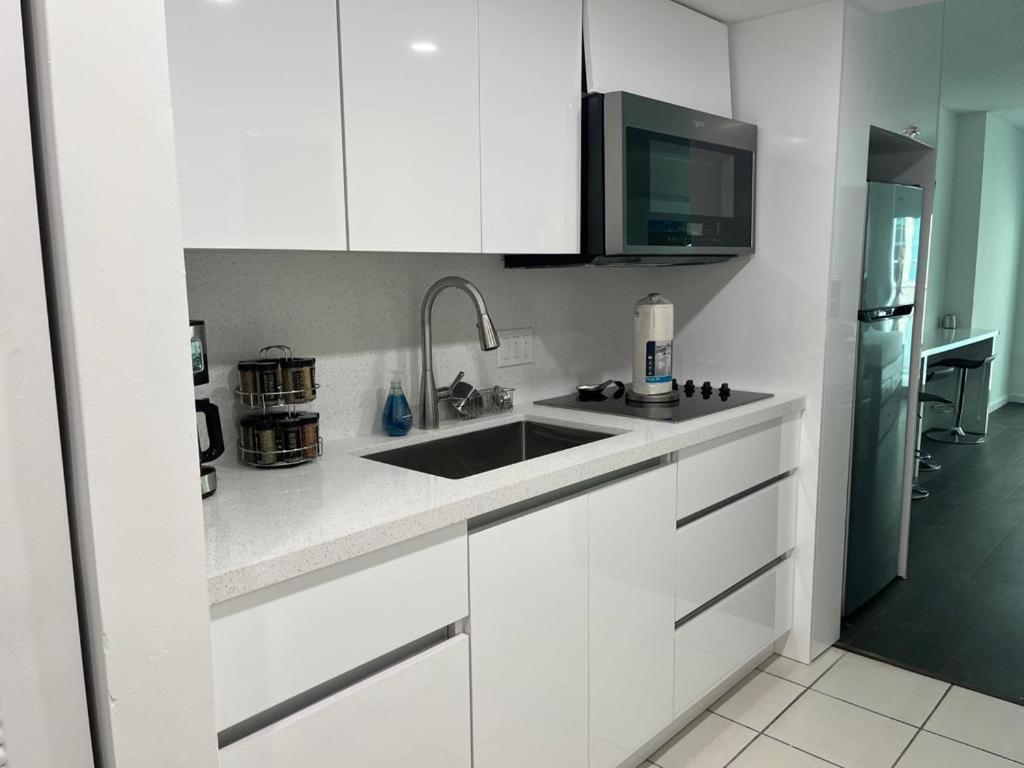 Studios In Brickell With Pool, Gym, Free Parking And Game Room Miami Eksteriør billede