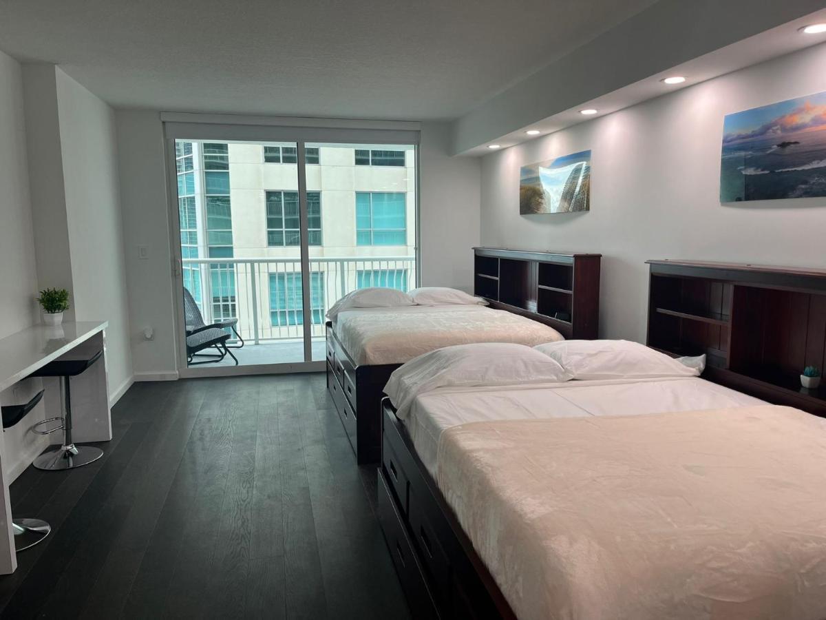 Studios In Brickell With Pool, Gym, Free Parking And Game Room Miami Eksteriør billede