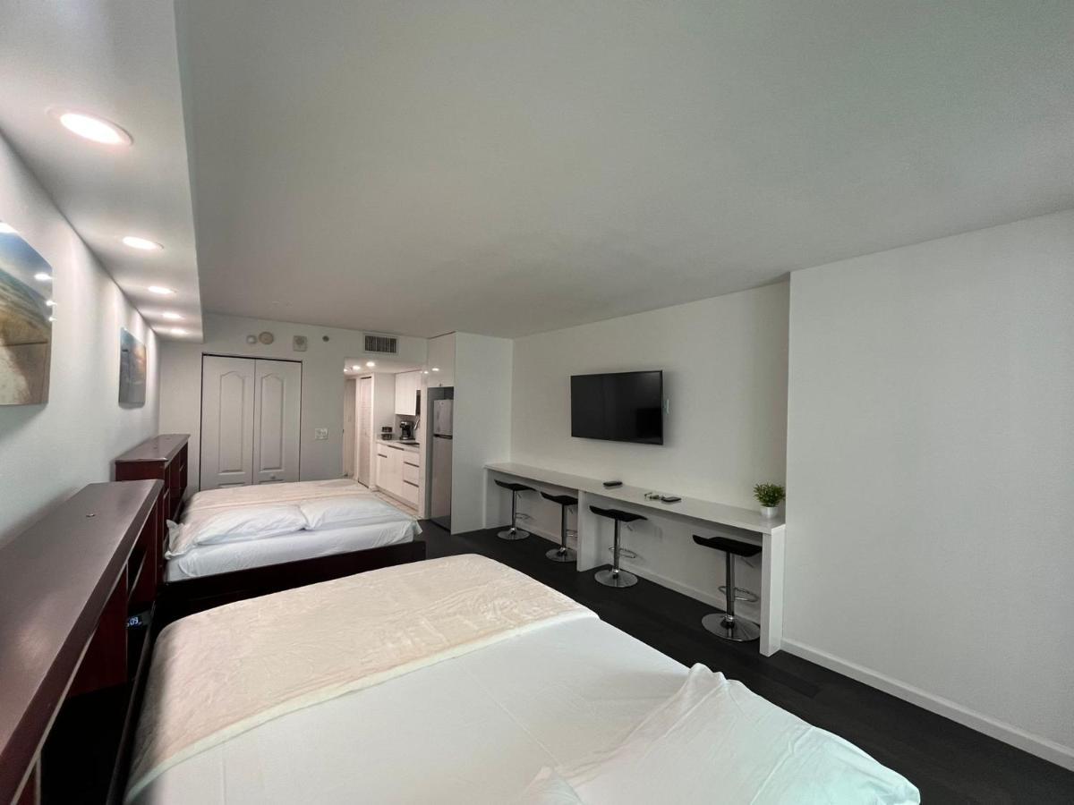 Studios In Brickell With Pool, Gym, Free Parking And Game Room Miami Eksteriør billede