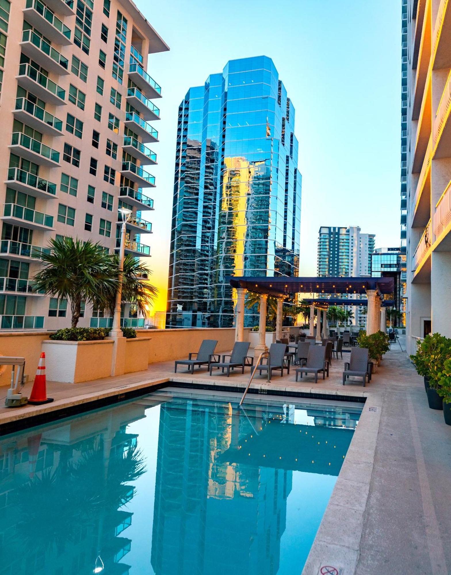 Studios In Brickell With Pool, Gym, Free Parking And Game Room Miami Eksteriør billede