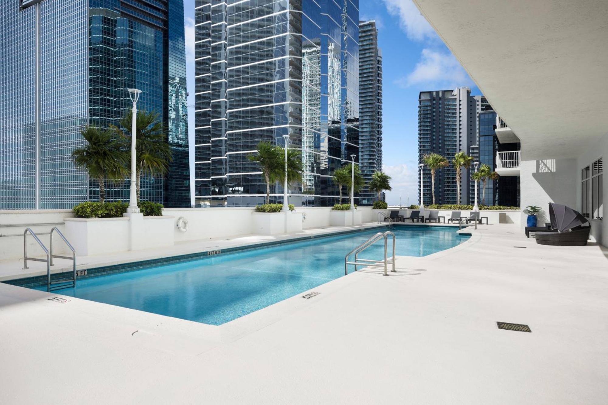 Studios In Brickell With Pool, Gym, Free Parking And Game Room Miami Eksteriør billede